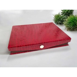 Elegant Red Crocodile Pattern Necklace Box with Button Clasp 19.5CM X 15CM X 3CM BX004