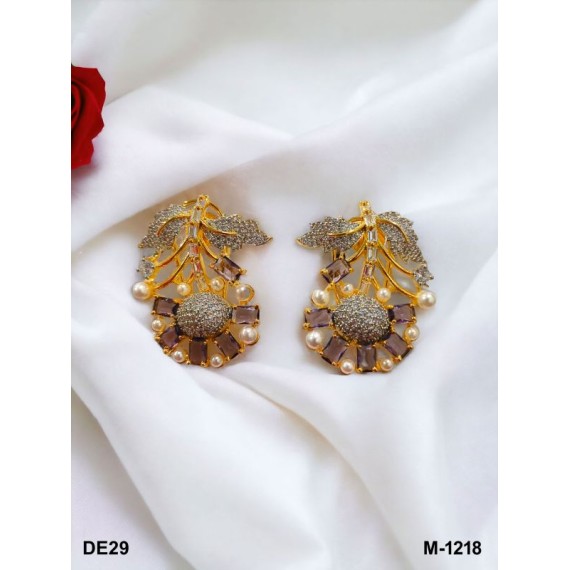 DE29BLGO Stud Earring fancy traditional flower style ethnic gold plated Earrings american diamond jewlery