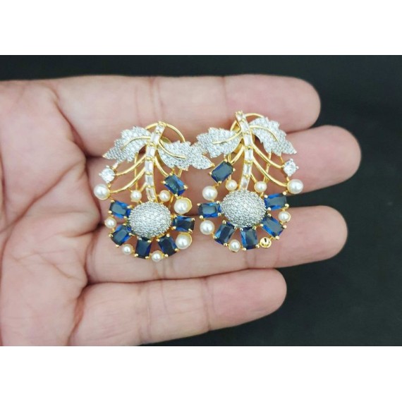 DE29BLGOO Stud Earring fancy traditional flower style ethnic gold plated Earrings american diamond jewlery