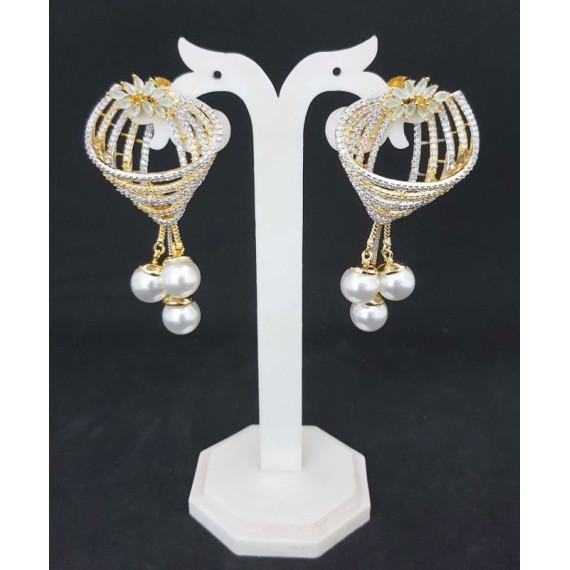 DE33MIGO Affordable artificial american diamond gold plated earring