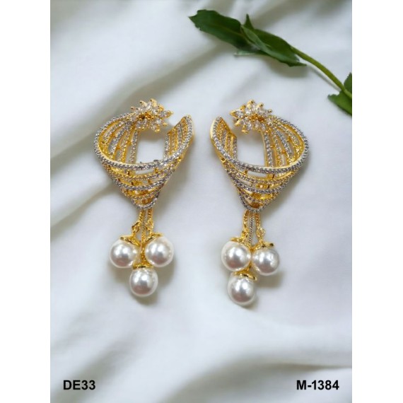 DE33WHGO Affordable artificial american diamond gold plated earring