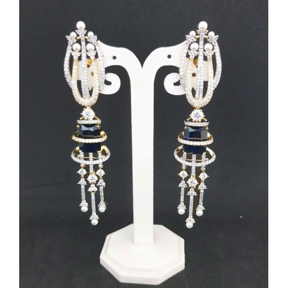 DE34BLGO Affordable artificial american diamond gold plated earring