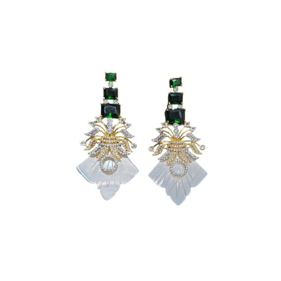 DE38GRGO Affordable artificial american diamond gold plated earring