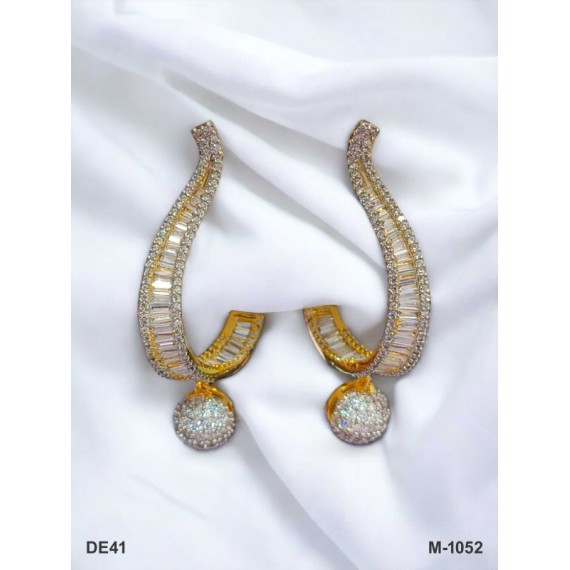 DE41WHGO Chand Bali traditional flower style ethnic gold plated Earrings american diamond jewlery small Earring