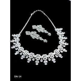 DN14WHRH Fancy artificial american diamond gold plated necklace set