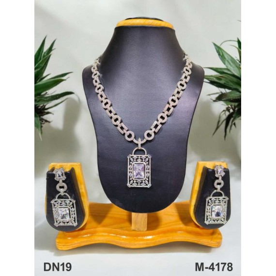 DN19WHRH Fancy Indian american diamond gold plated necklace jewelry set