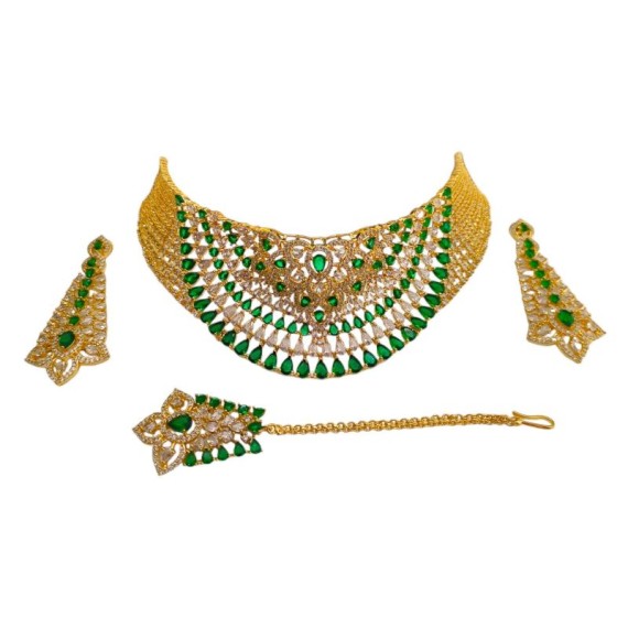 Fashion jewellery wholesale online Women's trendy new style American Diamond Gold Plated Choker Set with Maang Tikka DN49GRGO