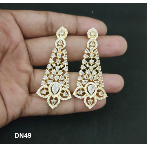 DN49WHGO Fashion jewellery wholesale online Women's trendy new style American Diamond Gold Plated Choker Set with Maang Tikka