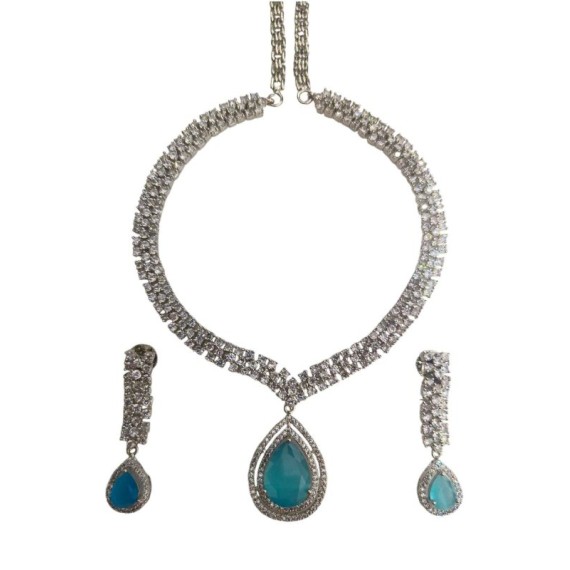 Elegant Bridal Necklace Set with Teardrop Pendant and Earrings in Cubic Zirconia - Luxury Silver Finish DN53AQRH