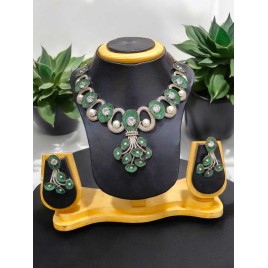 Luxury Bridal Necklace Set with Sparkling Cubic Zirconia and Pearls | Elegant Statement Jewelry for Weddings | DN61GRRH