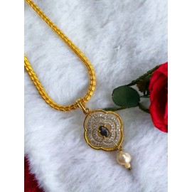 Charming Clover Pendant Set with Pearl Drops | D228BKGO