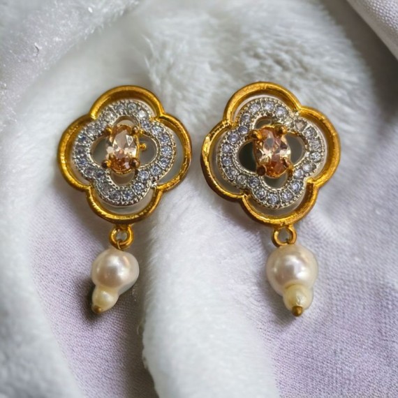 Charming Clover Pendant Set with Pearl Drops | D228YEGO