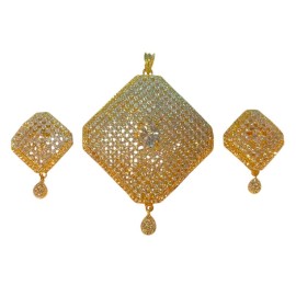 RinGold Dazzling Diamond-Shaped Pendant Set | D523WHGO