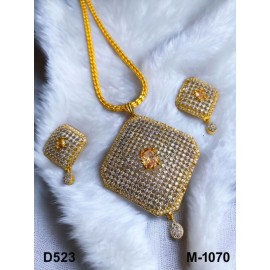 D523YEGO Big Size gold plated pendent set brass Premium quality fashion ethnic chain