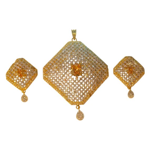 RinGold Dazzling Diamond-Shaped Pendant Set | D523YEGO