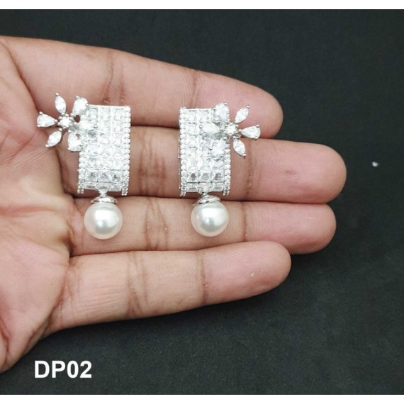 DP02WHRH Designer artificial american diamond gold plated pendent set